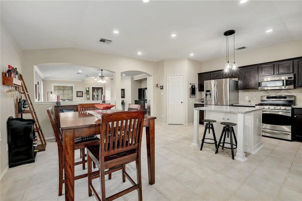 Dining room, Interior, Kitchen, Pendant Lights, Recessed Lighting, Stainless Steel Appliances