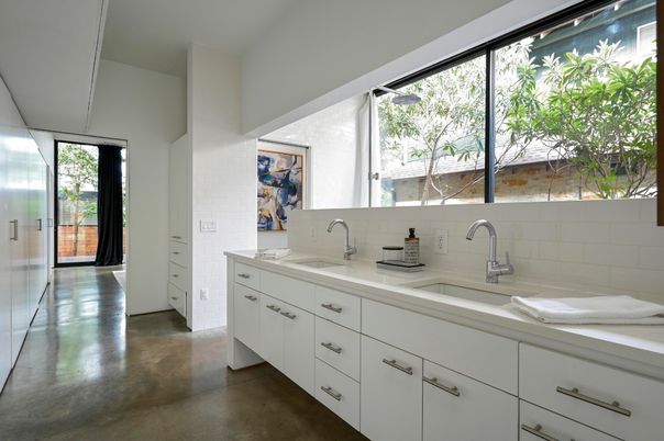 Bathroom, Dual Sink Vanities, Interior