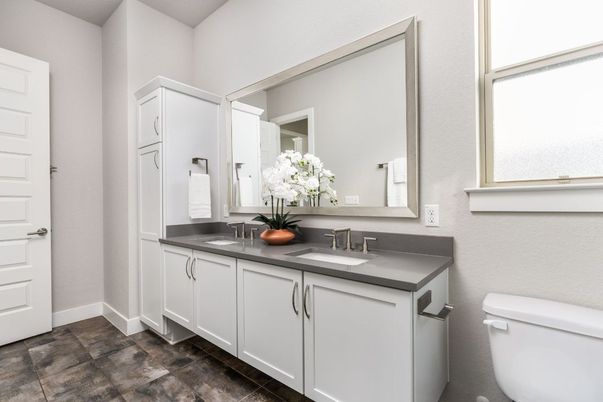 Bathroom, Dual Sink Vanities, Interior