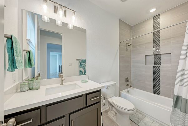 Bathroom, Interior, Recessed Lighting