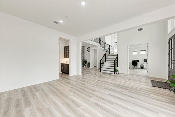 Interior, Recessed Lighting, Wood Texture Flooring