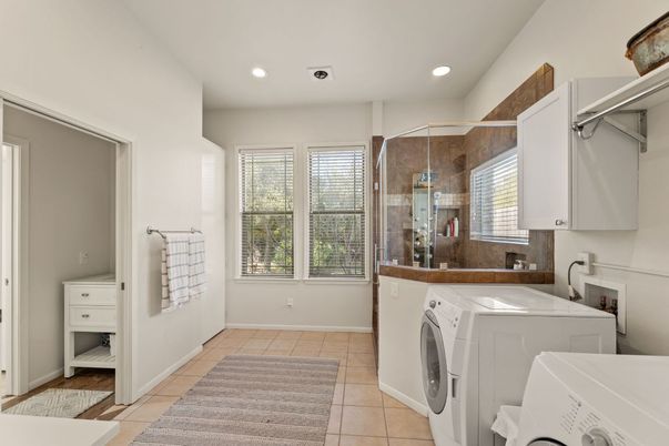 Interior, Recessed Lighting, Washer