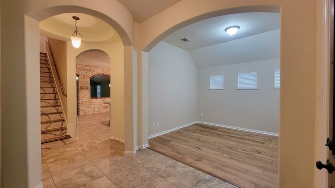 Interior, Pendant Lights, Wood Texture Flooring
