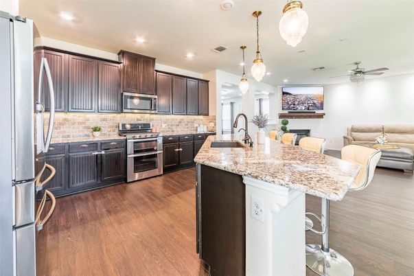 Interior, Kitchen, Living room, Pendant Lights, Recessed Lighting, Stainless Steel Appliances, Wood Texture Flooring