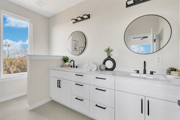 Bathroom, Dual Sink Vanities, Interior