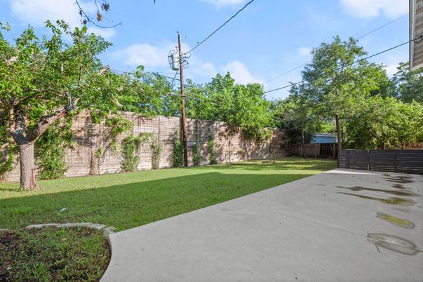 Backyard, Exterior