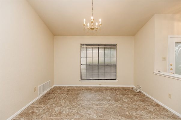 Chandelier, Empty room, Interior