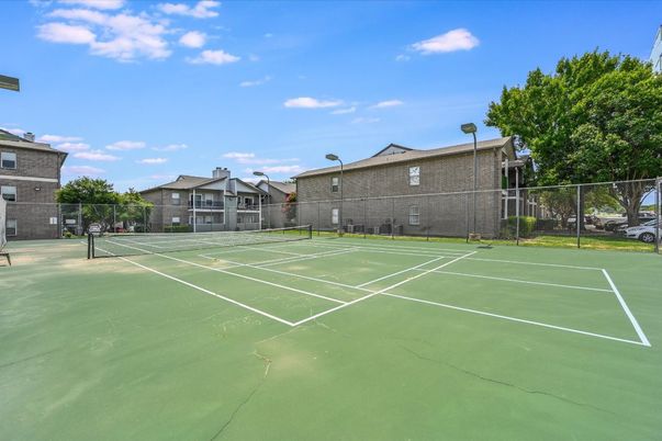 Exterior, Tennis Courts