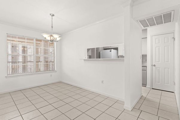 Chandelier, Empty room, Interior, Pendant Lights