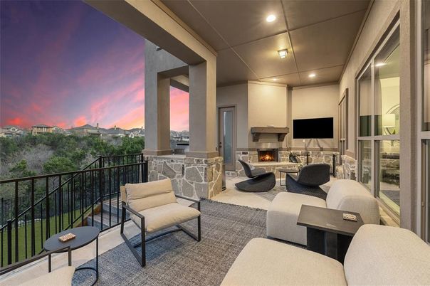 Fireplace, Interior, Recessed Lighting