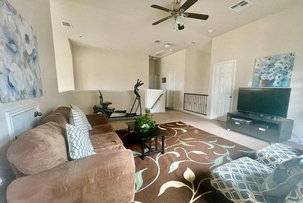 Fitness Equipment, Interior, Living room