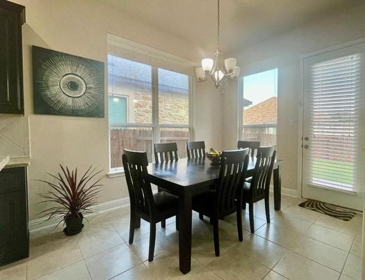 Chandelier, Dining room, Interior