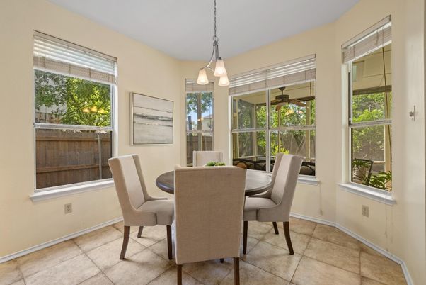 Dining room, Interior, Pendant Lights