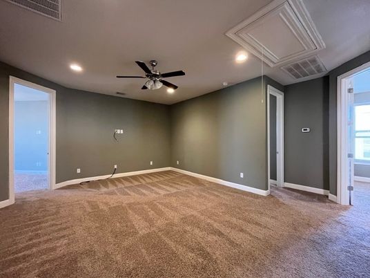 Empty room, Interior, Recessed Lighting
