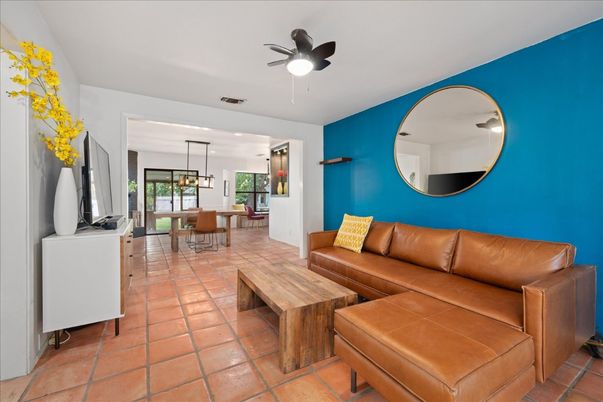 Dining room, Interior, Living room, Pendant Lights, Recessed Lighting