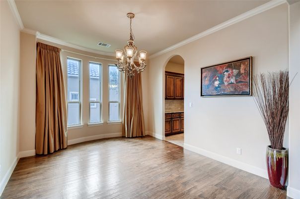 Chandelier, Empty room, Interior, Wood Texture Flooring