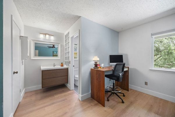 Bathroom, Home Office, Interior, Wood Texture Flooring