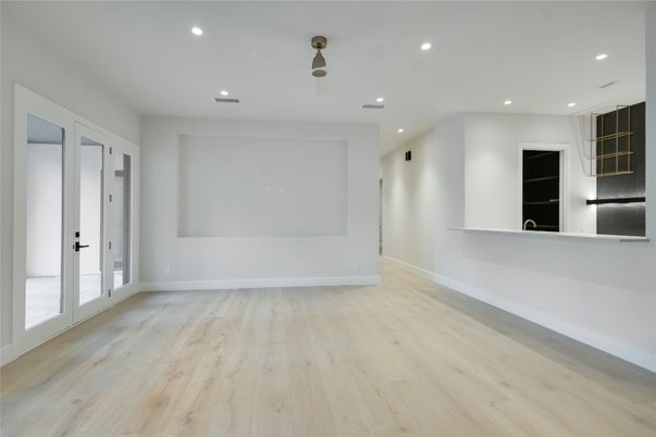 Empty room, Interior, Recessed Lighting, Wood Texture Flooring