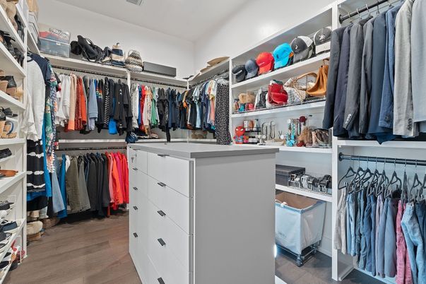 Interior, Walk-in Closets, Wood Texture Flooring