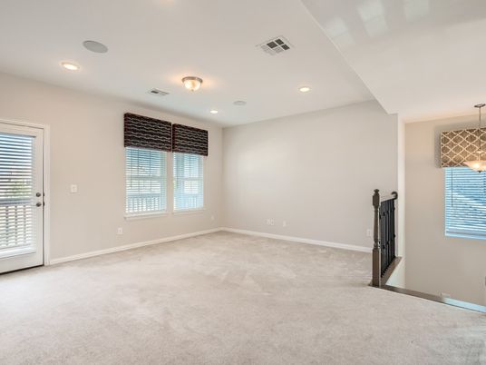 Empty room, Interior, Pendant Lights, Recessed Lighting