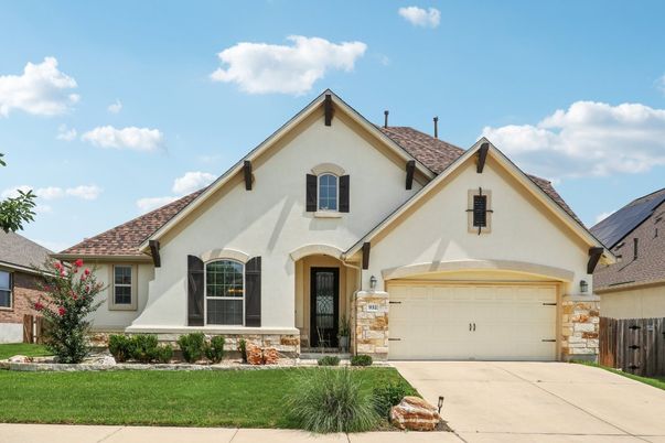 Attached, Exterior, Facade, Spanish Mediterranean