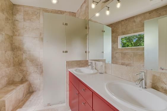 Bathroom, Dual Sink Vanities, Interior, Recessed Lighting