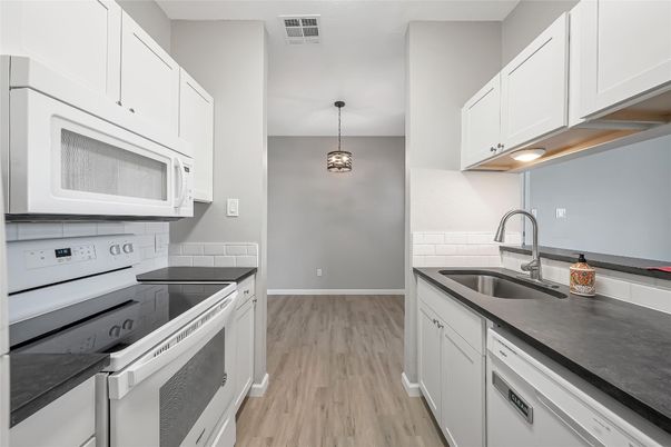 Interior, Kitchen, Pendant Lights, Wood Texture Flooring