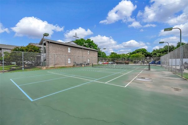 Exterior, Tennis Courts