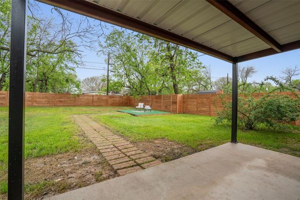 Backyard, Exterior