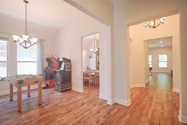 Chandelier, Dining room, Game Room, Interior, Recessed Lighting, Wood Texture Flooring