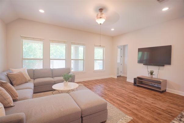 Interior, Living room, Recessed Lighting, Wood Texture Flooring