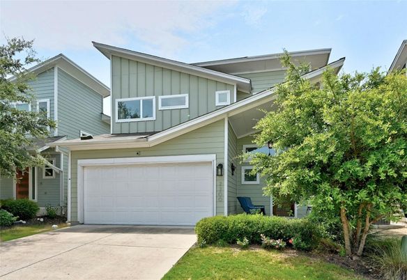 Attached, Exterior, Facade, American Craftsman