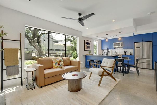 Dining room, Interior, Kitchen, Living room, Pendant Lights, Recessed Lighting, Stainless Steel Appliances
