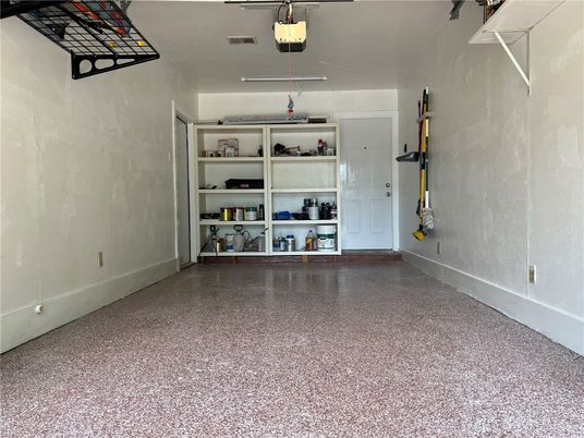 Garage, Interior