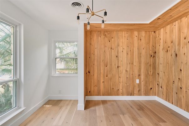Empty room, Interior, Pendant Lights, Wood Texture Flooring, Wooden Walls