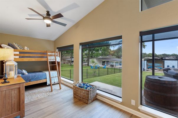 Bedroom, Interior, Water, Wood Texture Flooring