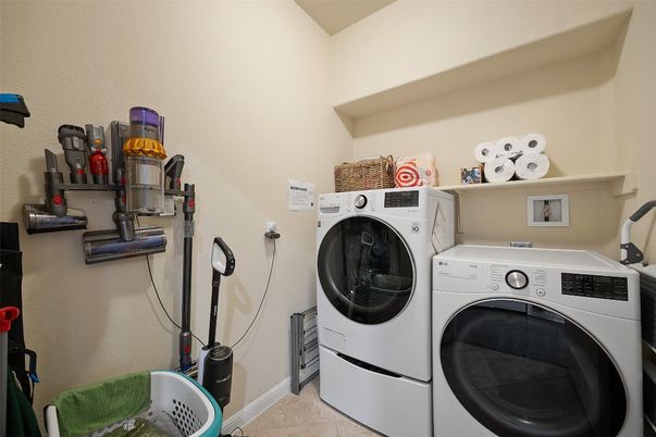 Interior, Washer