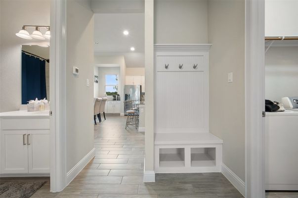 Interior, Recessed Lighting, Wood Texture Flooring