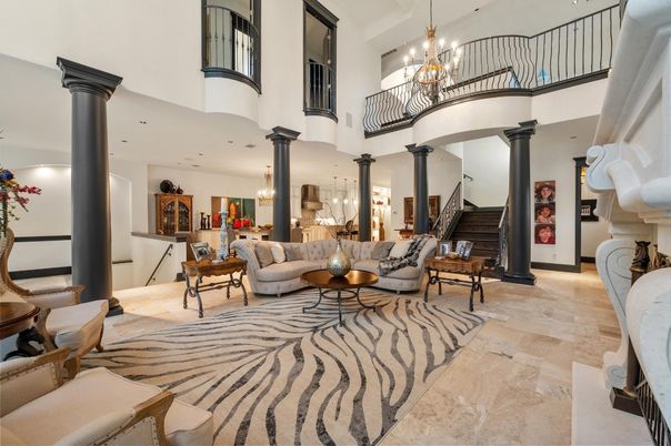 Chandelier, Interior, Living room, Pendant Lights, Recessed Lighting