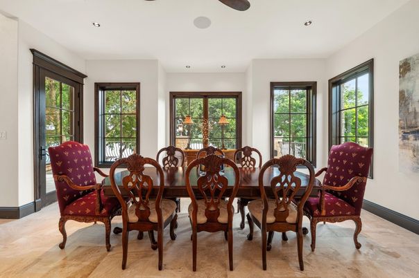 Dining room, Interior, Recessed Lighting