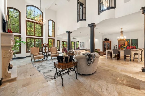 Chandelier, Dining room, Interior, Living room, Recessed Lighting