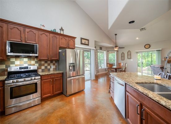 Dining room, Interior, Kitchen, Recessed Lighting, Stainless Steel Appliances