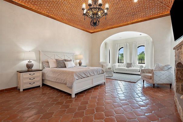 Bedroom, Chandelier, Interior, Recessed Lighting