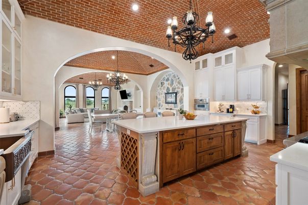 Chandelier, Dining room, Interior, Kitchen, Living room, Recessed Lighting, Water