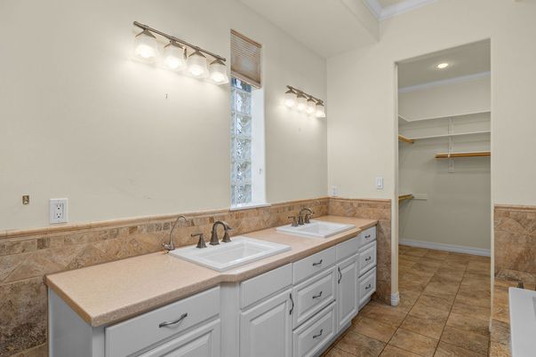 Bathroom, Dual Sink Vanities, Interior, Recessed Lighting, Walk-in Closets
