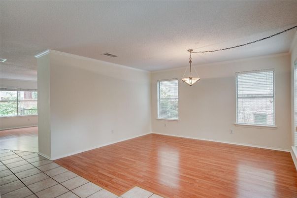 Empty room, Interior, Pendant Lights, Wood Texture Flooring
