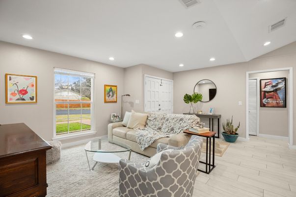Interior, Living room, Recessed Lighting, Wood Texture Flooring