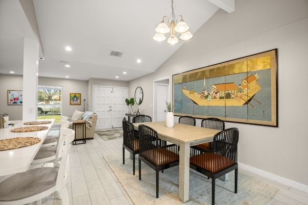 Chandelier, Dining room, Interior, Recessed Lighting, Wood Texture Flooring