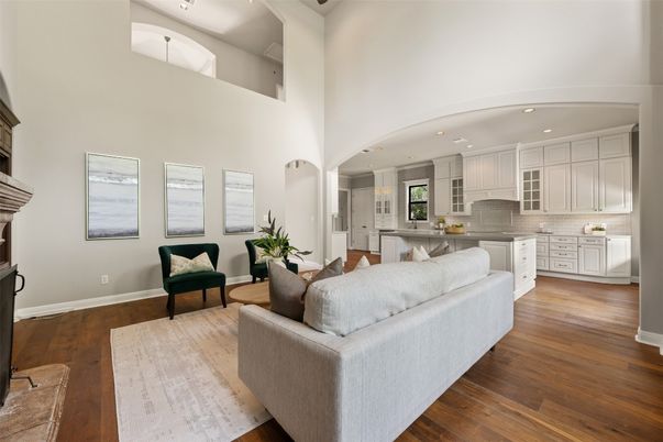 Interior, Kitchen, Living room, Recessed Lighting, Wood Texture Flooring