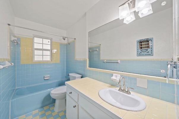 Bathroom, Interior, Tile Countertops